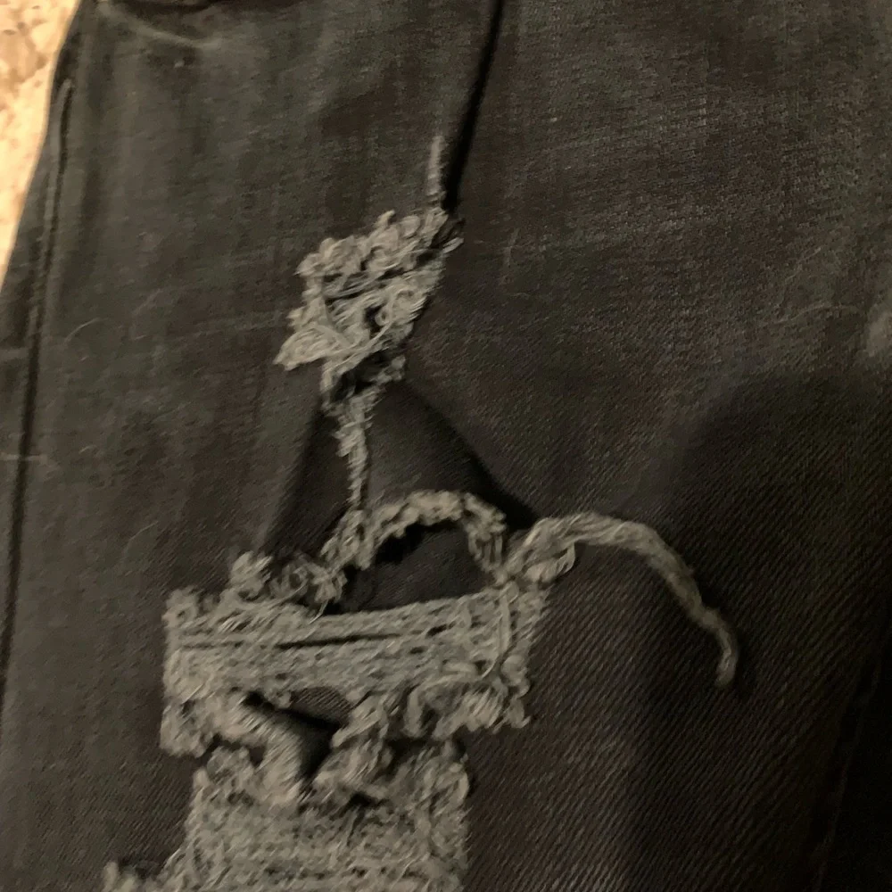 Forever 21 2.1 Women’s Denim Dark Blue Distressed Destroyed Skinny Jeans 28x32 - Picture 10 of 15